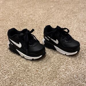 Nike Air Max 90 Toddler Black and White Sneakers